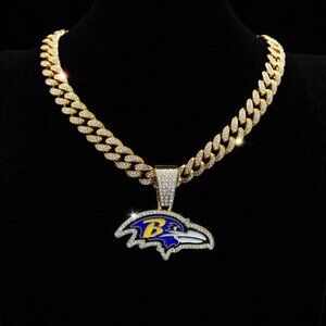 Hot selling fashionable diamond eagle head NFL team necklace accessories